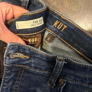 Kut from the Kloth - fab ab ankle skinny size 6